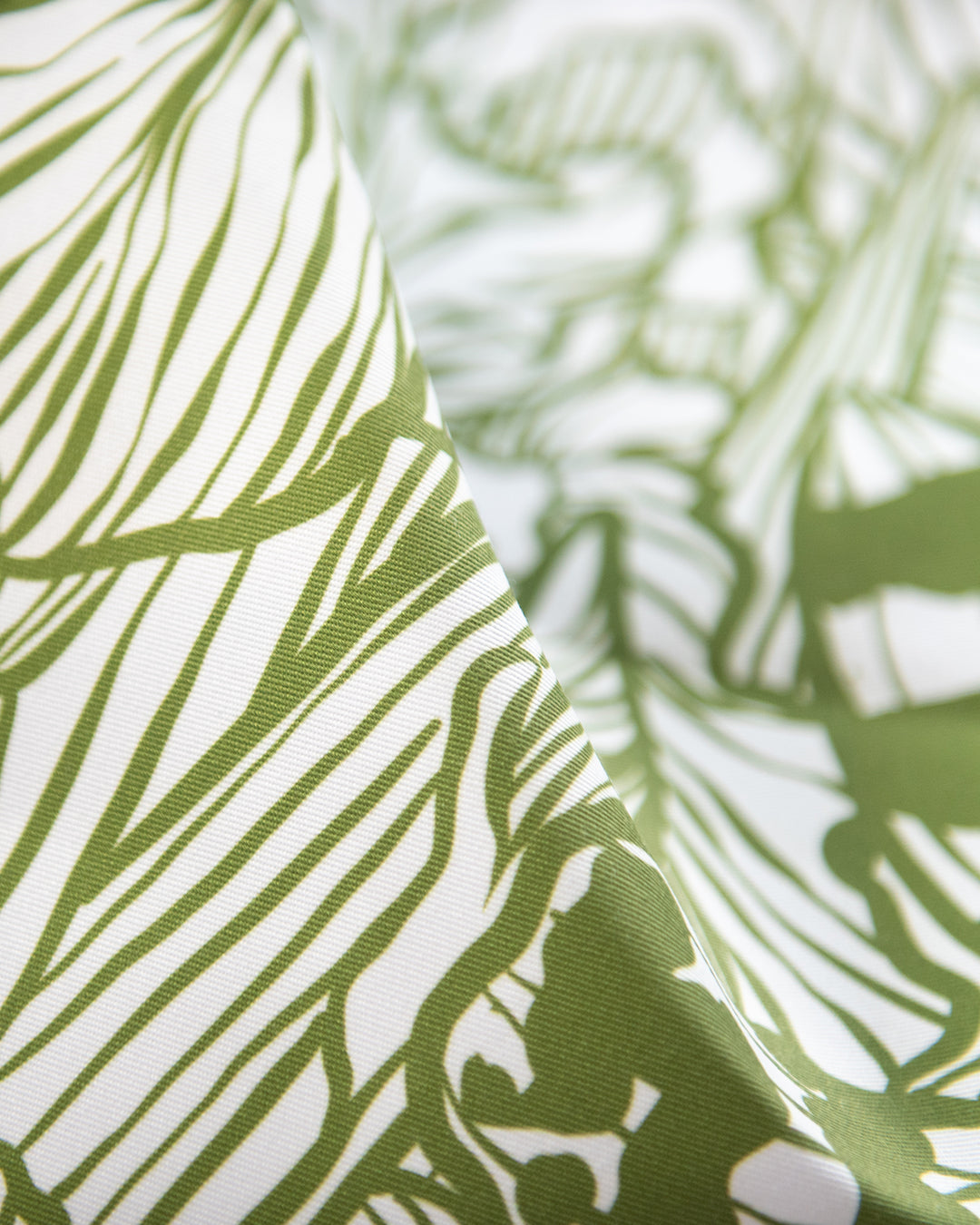 Frogs & Flowers Green Tea Towel