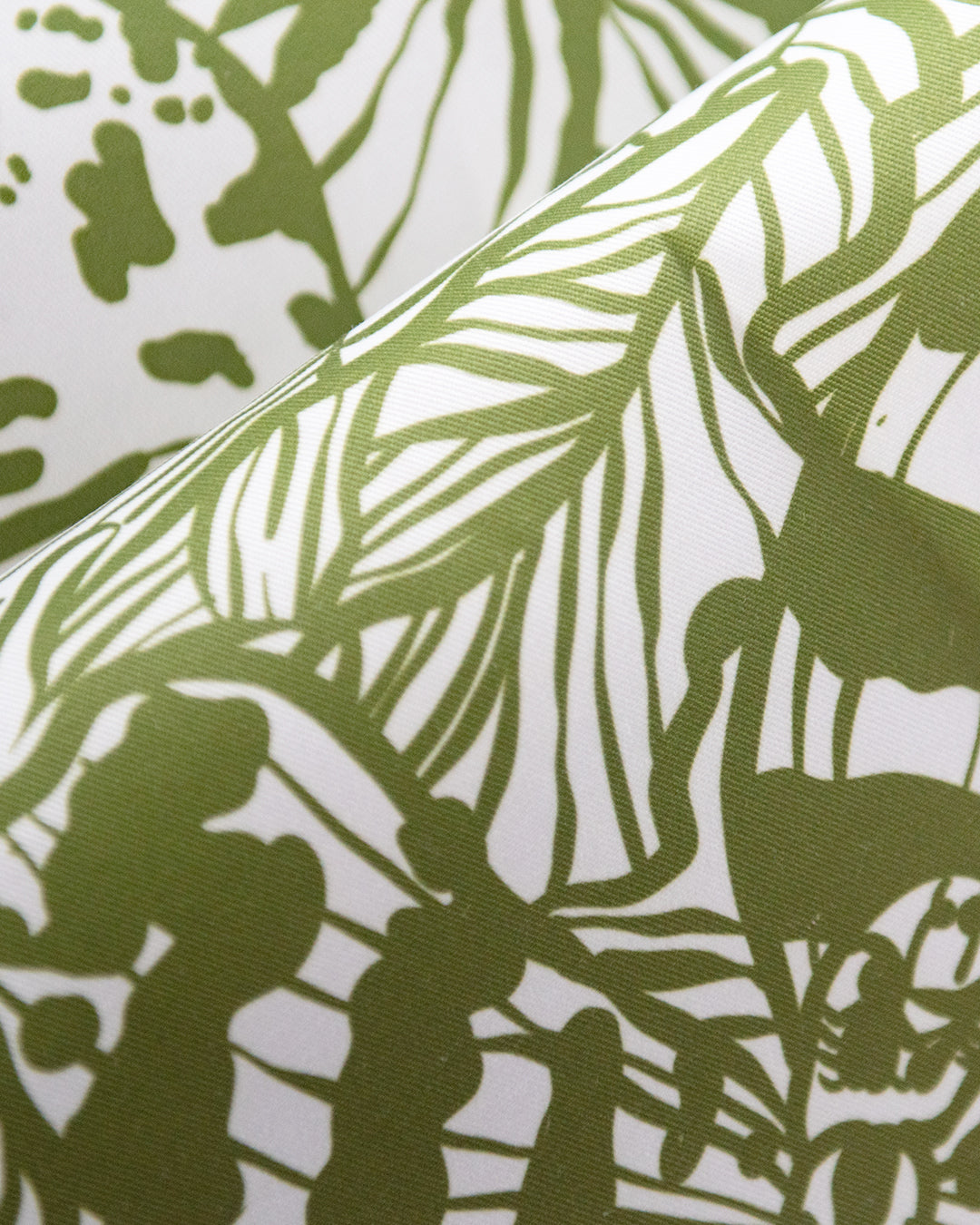 Frogs & Flowers Green Tea Towel